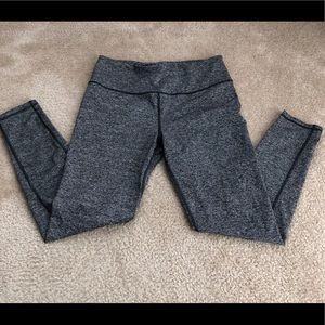 Victoria’s Secret knockout leggings